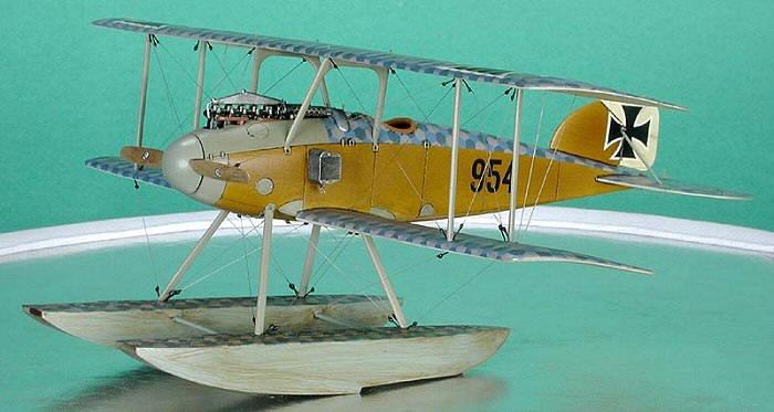 Albatros W4