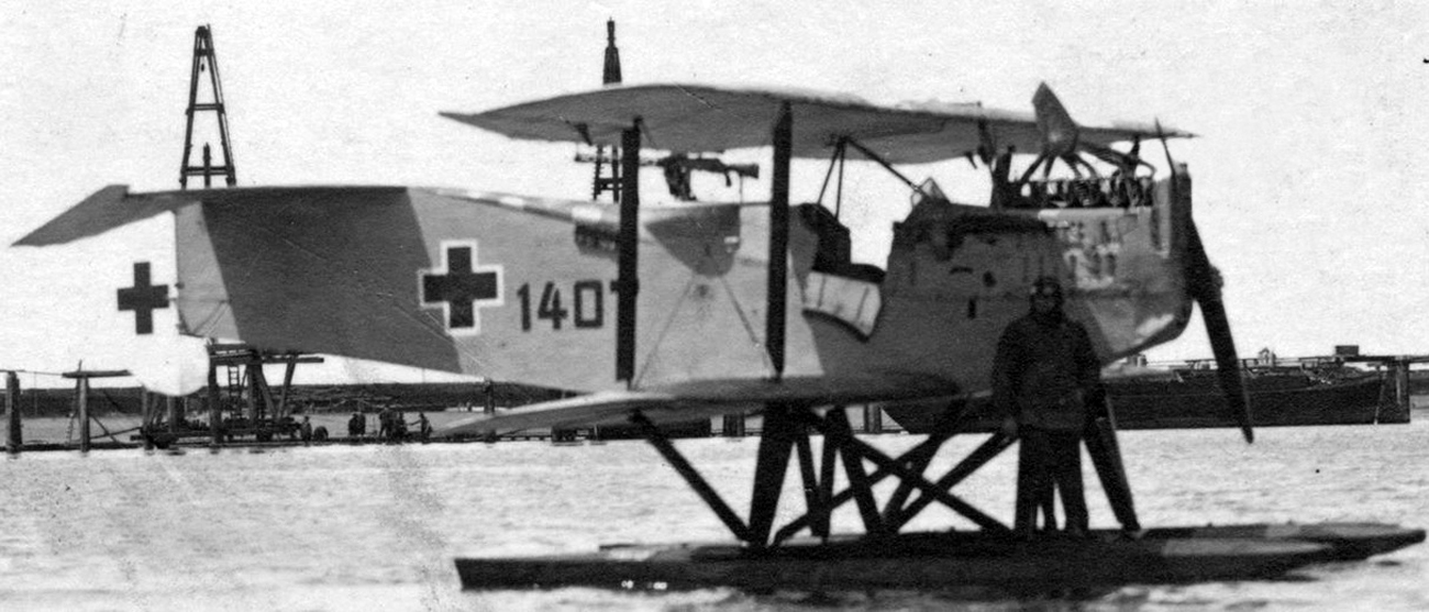 Hansa-Brandenburg W12