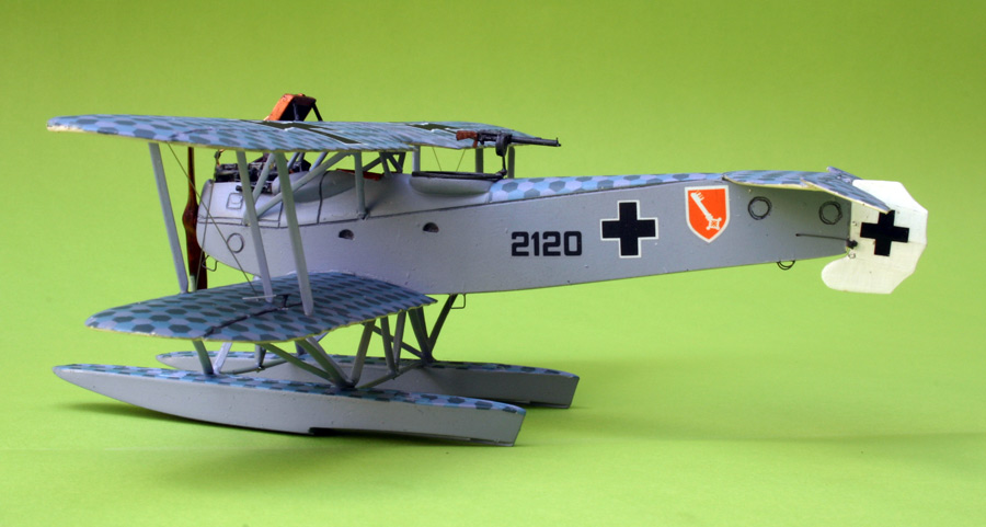 Hansa-Brandenburg W12
