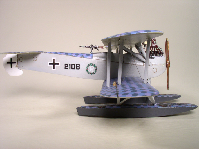 Hansa-Brandenburg W12