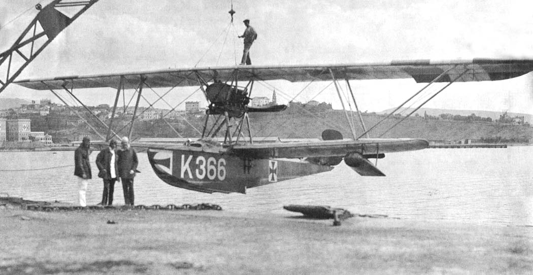 Hansa-Brandenburg W-13