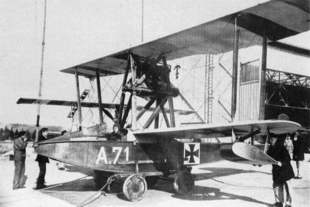 Hansa-Brandenburg W-18