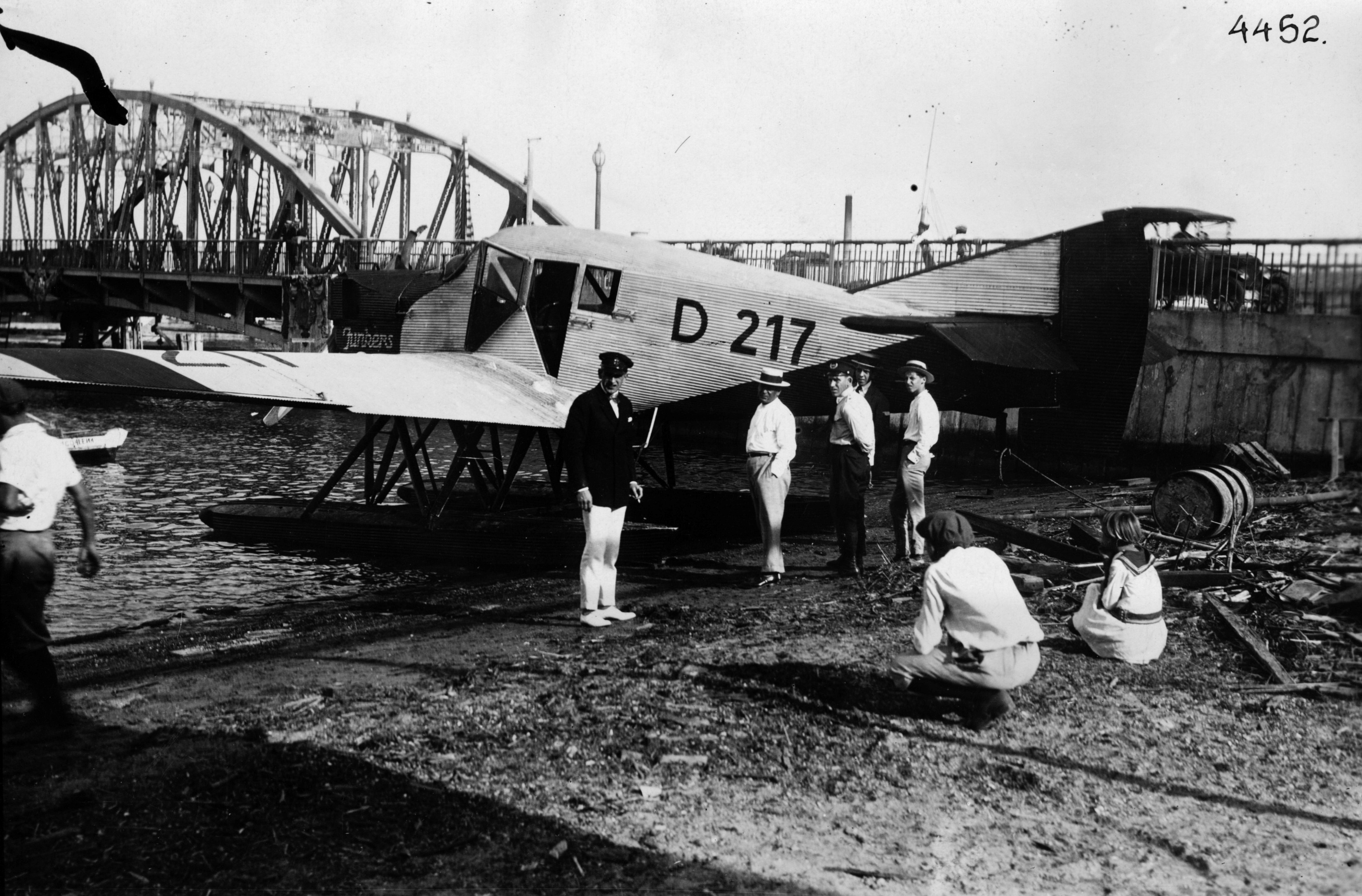 Junkers F-13