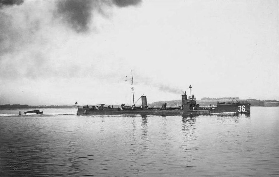 G-136