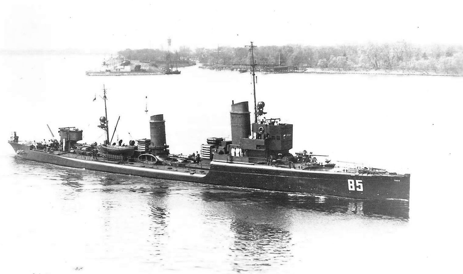T185