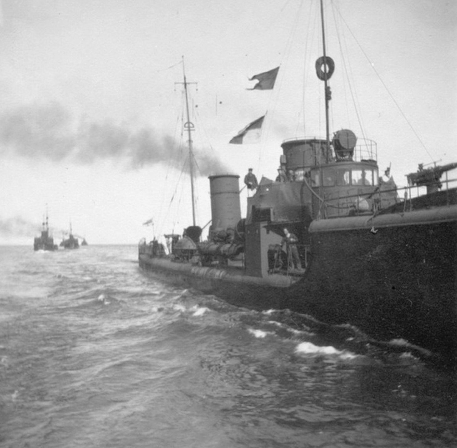 V185