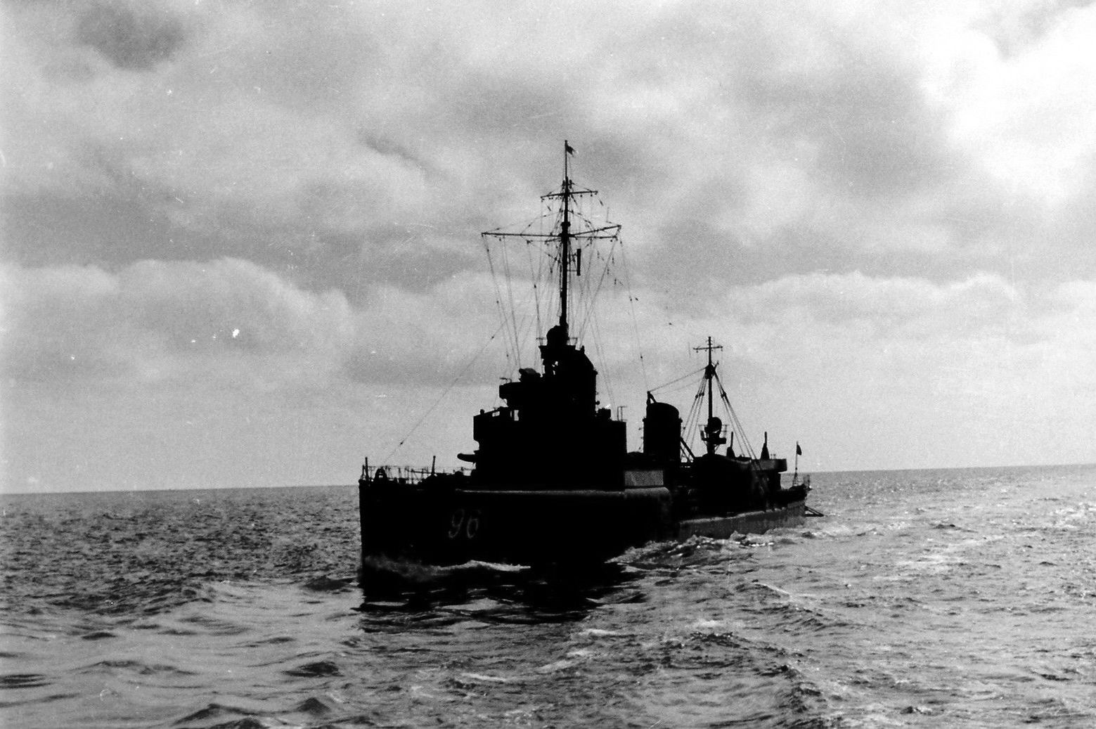 T196