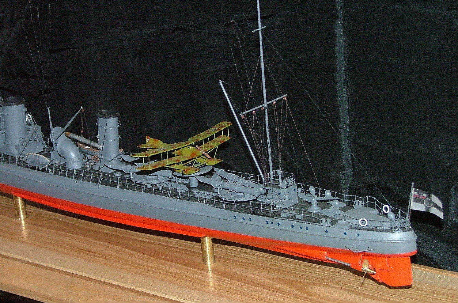 V25