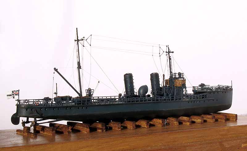 V105