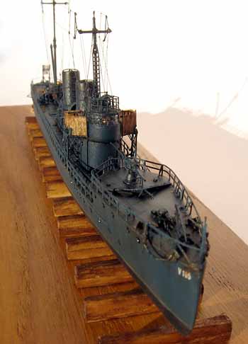 V105